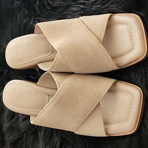 New Marc Fisher Cream Suede Slip-On Sandals, Sz. 7.5